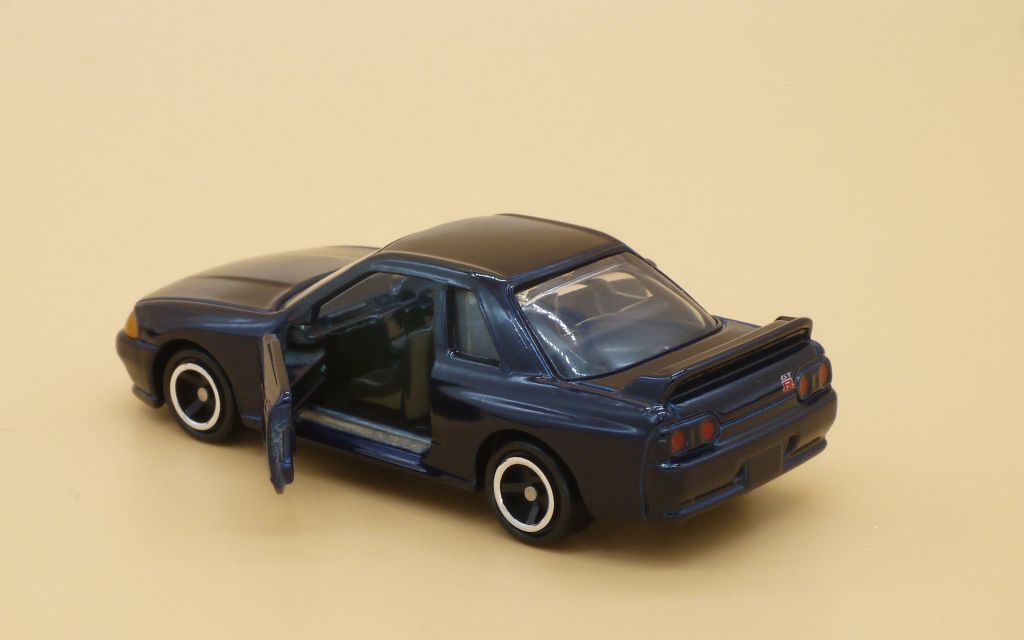 2019/7 トミカ No.020 日産 スカイライン GT-R (R32) ギフトセット