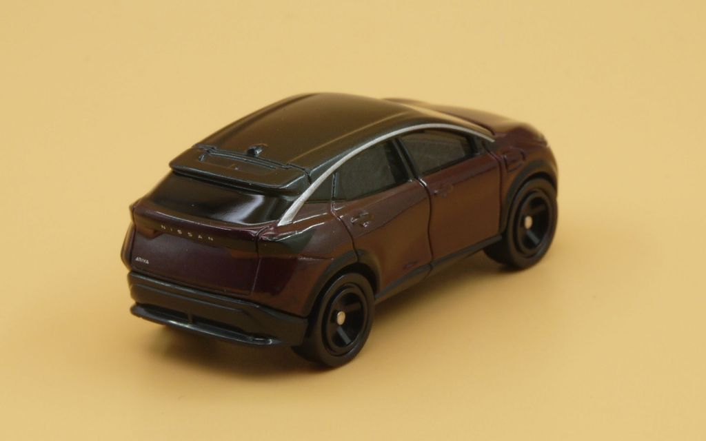 2022/6 トミカ No.064 日産 アリア 日産オンラインショップ限定 : ま