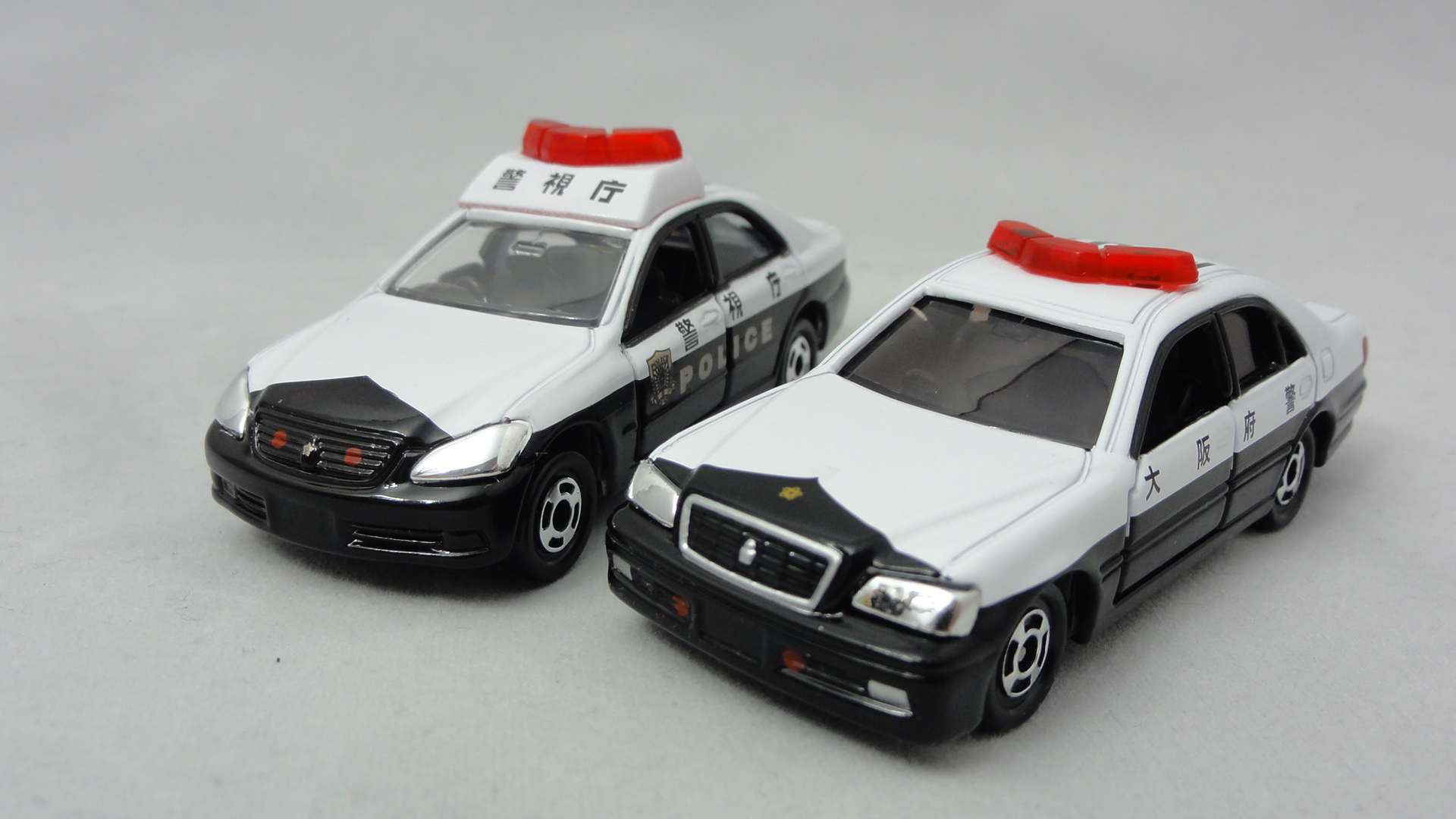 2006/6 トミカ No.092 トヨタ クラウン パトロールカー 大阪府警 : ま