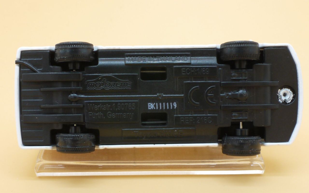 マジョレットミニカー 216C トヨタ ハイエース 日本車セレクション : まつくログ-トミカ分室