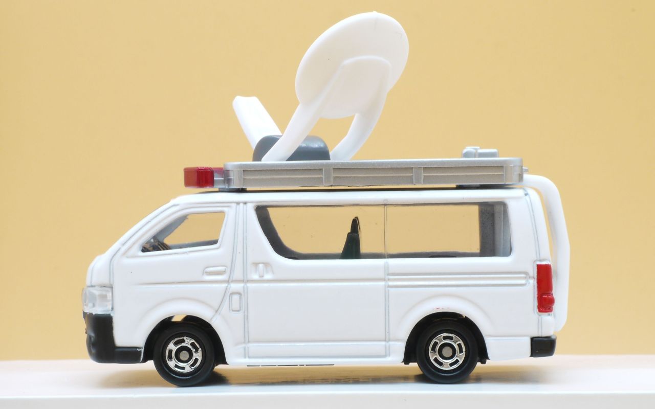 5 トミカ No 107 衛星通信車 通常版 まつくログ トミカ分室