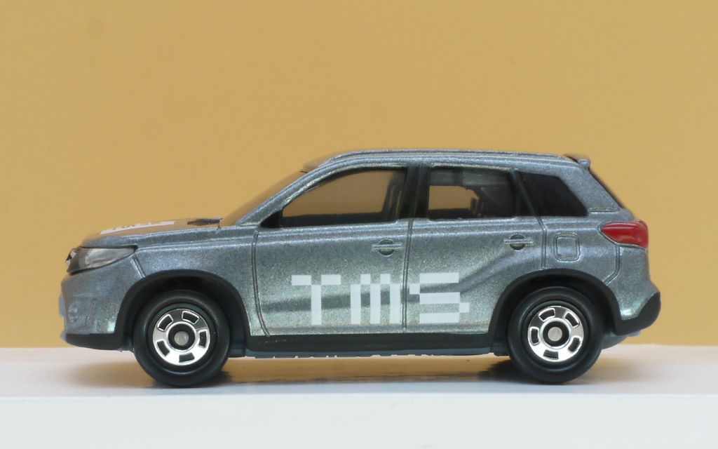 2017/10 トミカ No.014 スズキ エスクード 東京モーターショー