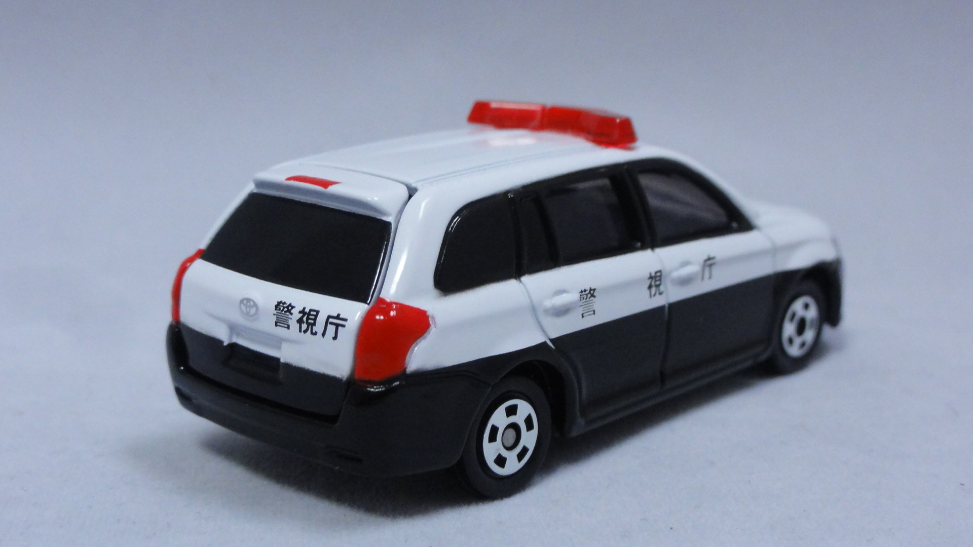2015/1 トミカ No.060 トヨタ カローラフィールダー パトロール