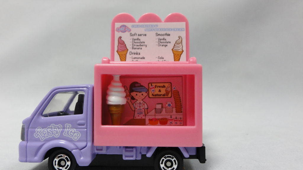 2014/11 トミカ No.057 スズキ キャリイ 移動販売車 初回特別仕様 : ま
