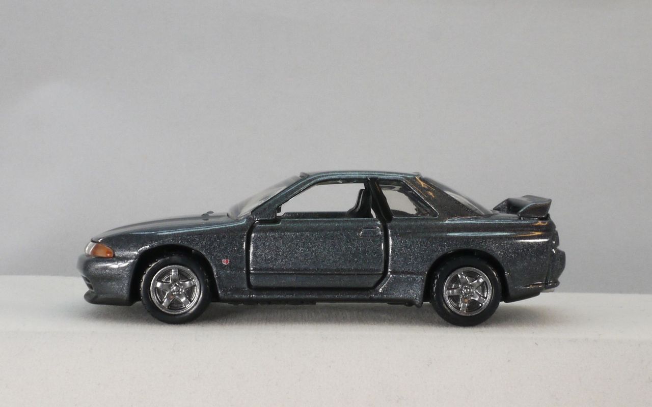 2018/4 トミカプレミアム No.26 日産 スカイライン GT-R (BNR32) 通常