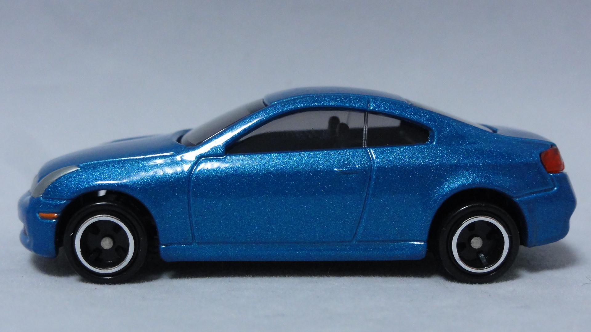 2007/10 トミカ 日産 スカイライン クーペ : まつくログ-トミカ分室