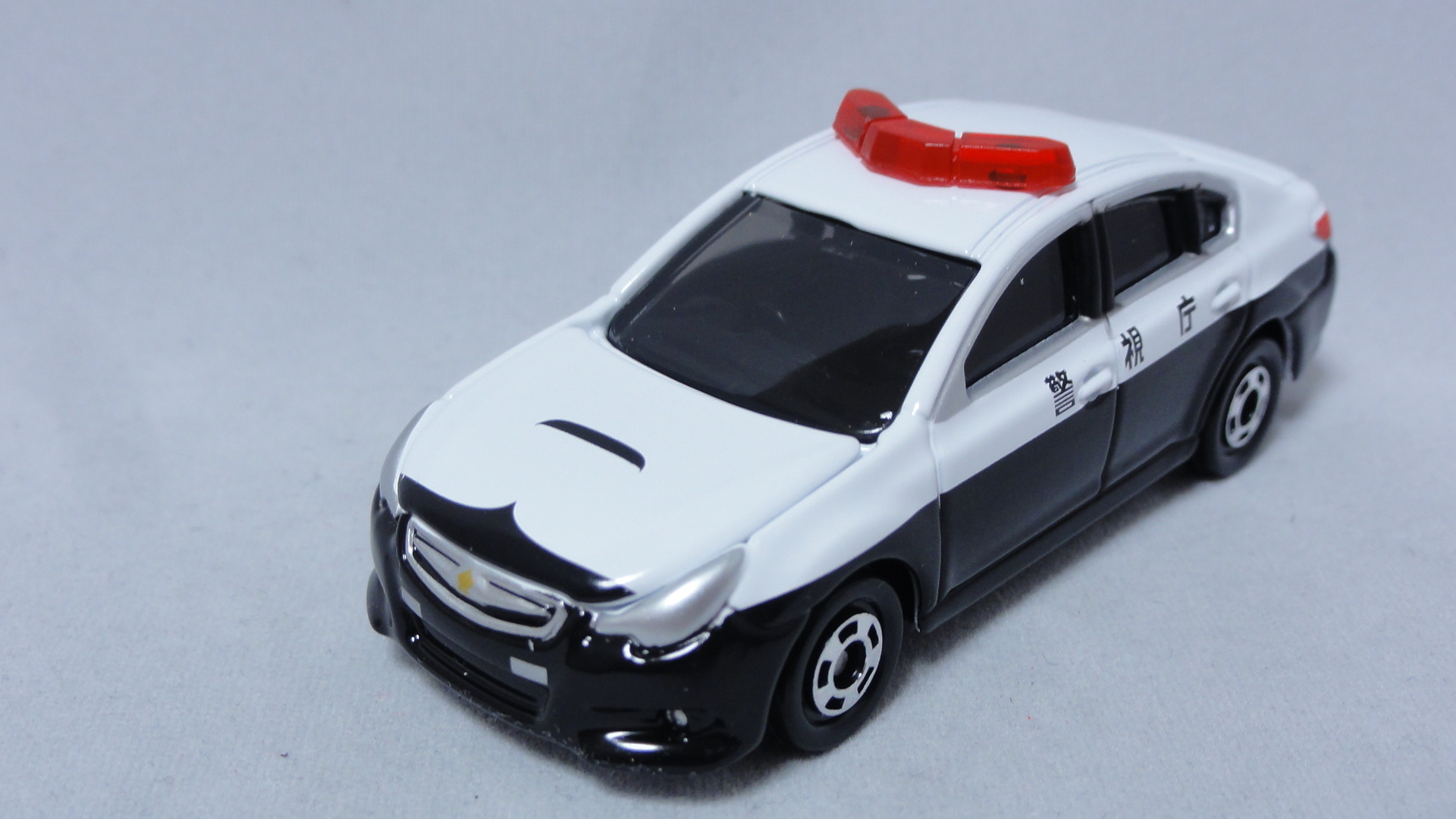 トミカ改】スバル・レガシィB4 パトロールカー 警察車両 緊急車両 警視庁