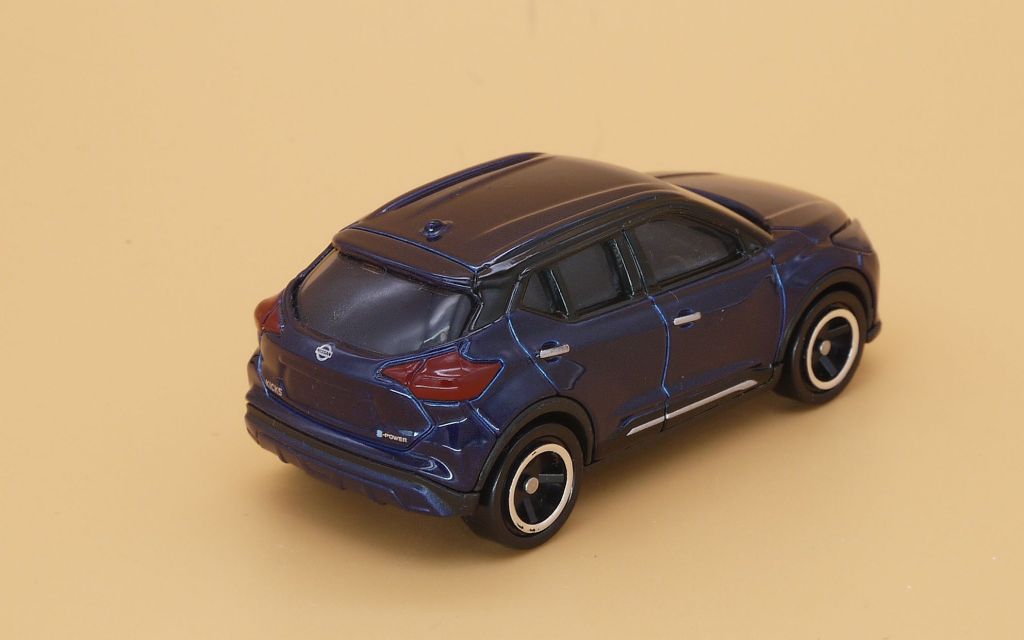 2022/1 トミカ No.006 日産 キックス 日産オンラインショップ限定 : ま