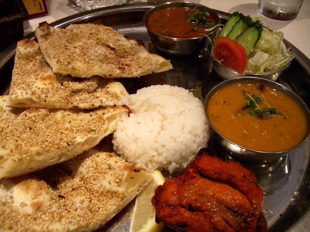 六本木 スワガット 毎日カレー と タイ料理 By エスニカン