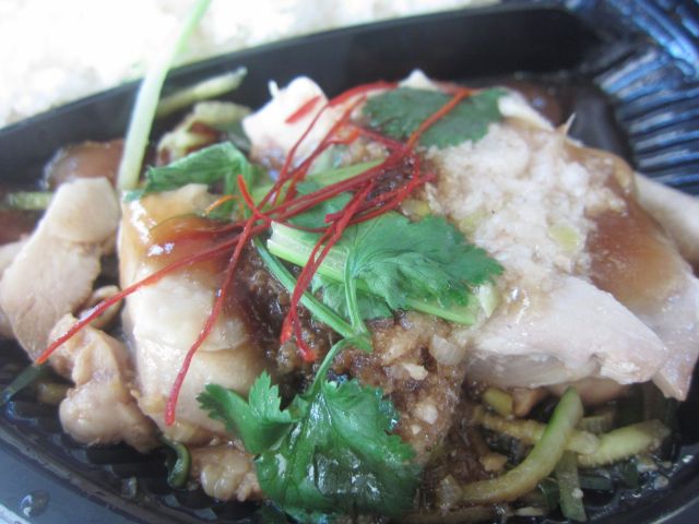 実食 お弁当大賞２０１７ 優秀賞の成城石井 シンガポール風海南チキンライス コスパ優秀 毎日カレー と タイ料理 By エスニカン