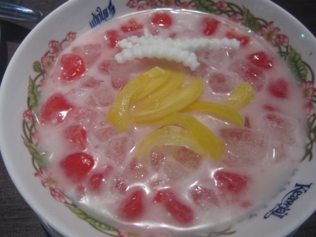 タイ現地の濃 いココナッツミルクデザート タプティムクローブ 15年の夏2回目 毎日カレー と タイ料理 By エスニカン タイ現地の濃 いココナッツミルクデザート タプティムクローブ 15年の夏2回目 毎日カレー と タイ料理 By エスニカン