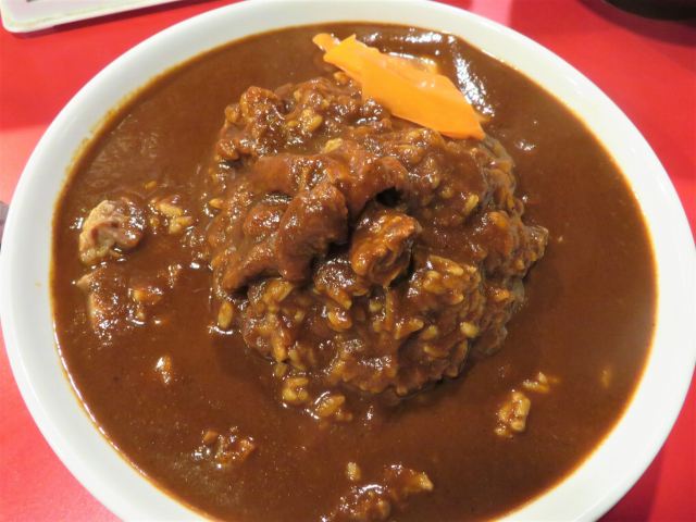 大阪駅前第1ビル「スパイス32」で「スパイシーカレー」（※「ハチ