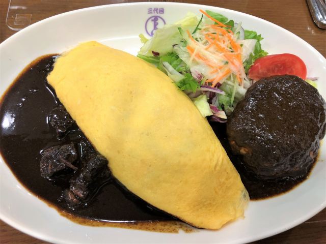 jr上野駅ナカ 洋食や三代目たいめいけん で 黒カレーとオムライス のディナーセット たぶんカシミールカレー 毎日カレー と タイ料理 By エスニカン jr上野駅ナカ 洋食や三代目たいめいけん で 黒カレーとオムライス のディナーセット たぶんカシミールカレー 毎日カレー と タイ料理 By エスニカン