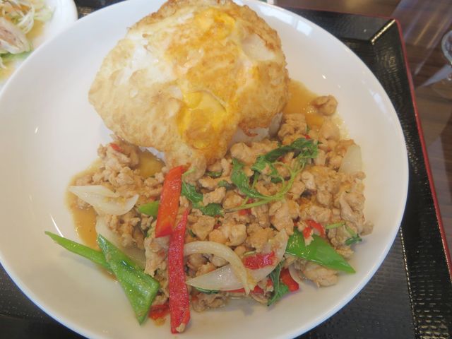 ｊｒ赤羽駅西口にタイ料理新店 ｐａｐａｙａ パパヤ がオープン まさかの 毎日カレー と タイ料理 By エスニカン