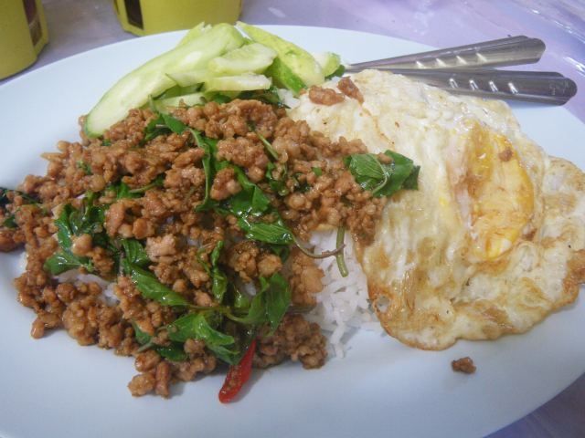話題のモテ飯 タイ料理 ガパオライス 4 ガパオの葉っぱって 毎日カレー と タイ料理 By エスニカン 話題のモテ飯 タイ料理 ガパオライス 4 ガパオの葉っぱって 毎日カレー と タイ料理 By エスニカン