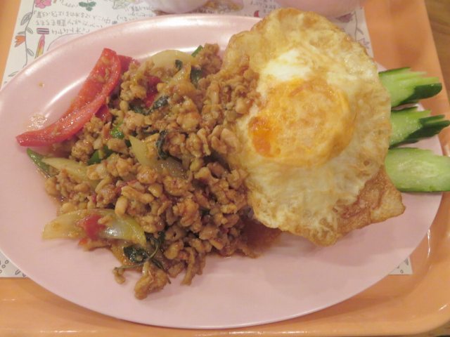 ガパオライス ガパオ少なめ