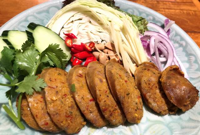 タイ式チェンマイソーセージ サイウア でハズレ品に大当たり 毎日カレー と タイ料理 By エスニカン