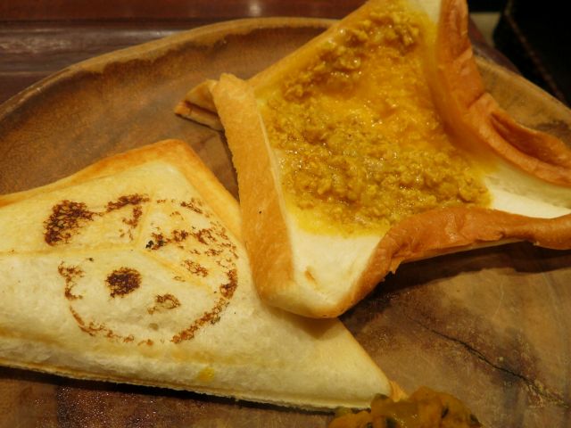 シターラダイナーアトレ上野店 のモーニング パンダホットサンド キーマ チーズ 毎日カレー と タイ料理 By エスニカン