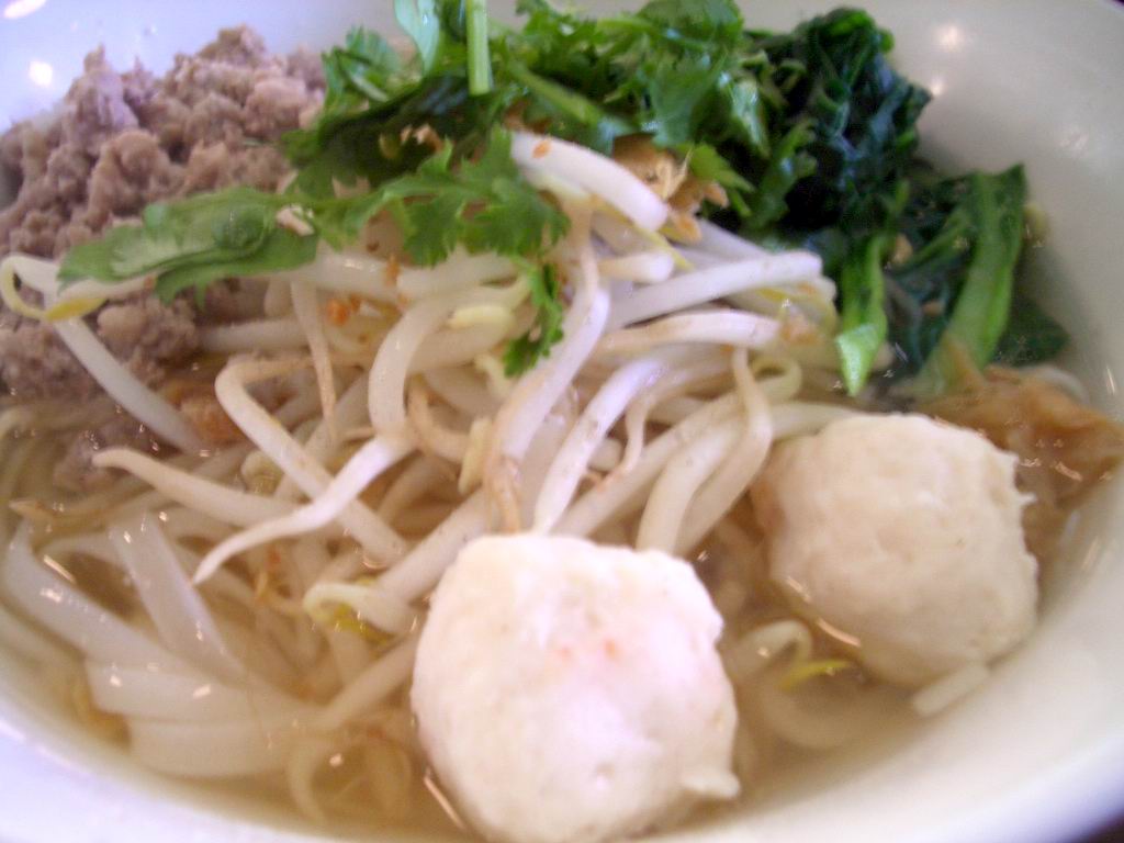 上野駅徒歩０分のタイ料理 コカレストラン 毎日カレー と タイ料理 By エスニカン