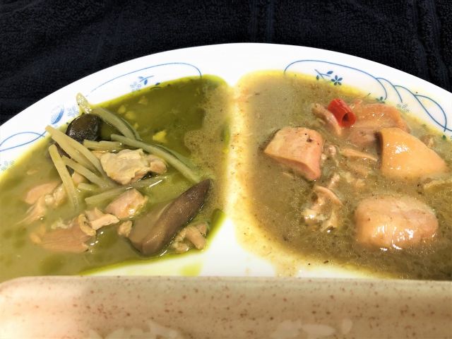 タイカレーのレトルト チキンのグリーンカレー 食べ比べ にしき食品 いなば食品 毎日カレー と タイ料理 By エスニカン