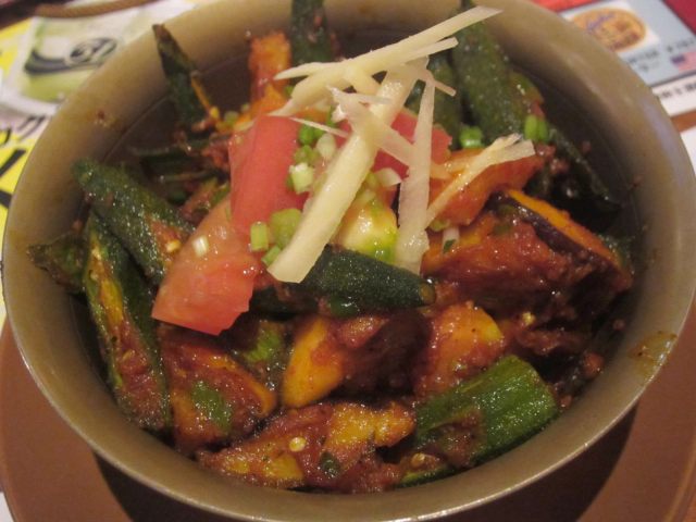 インド料理のオクラのスパイス炒め ビンディーマサラ 銀座デリー 池袋トムボーイほか 毎日カレー と タイ料理 By エスニカン インド料理のオクラのスパイス炒め ビンディーマサラ 銀座デリー 池袋トムボーイほか 毎日カレー と タイ料理 By エスニカン