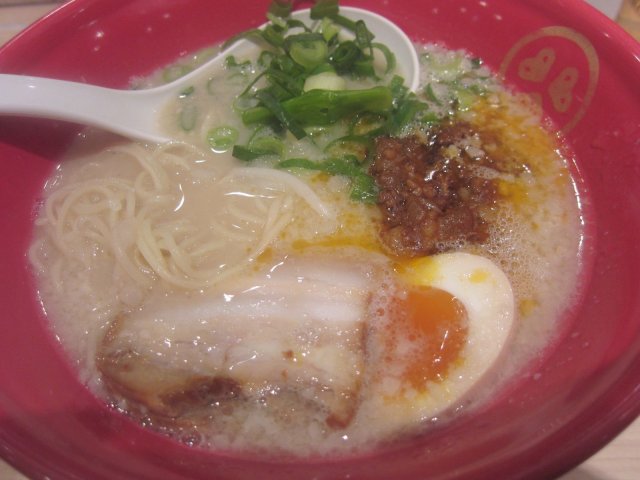 jr赤羽駅ナカ tokyo豚骨base by一風堂 で 赤羽curry豚骨ラーメン 毎日カレー と タイ料理 By エスニカン jr赤羽駅ナカ tokyo豚骨base by一風堂 で 赤羽curry豚骨ラーメン 毎日カレー と タイ料理 By エスニカン