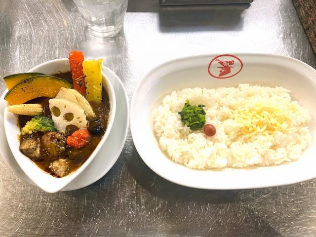 ＪＲ大宮駅前「欧風カレー　ｇｉｉ（ギー）桜木町店」で「季節の野菜カレー（辛口）」