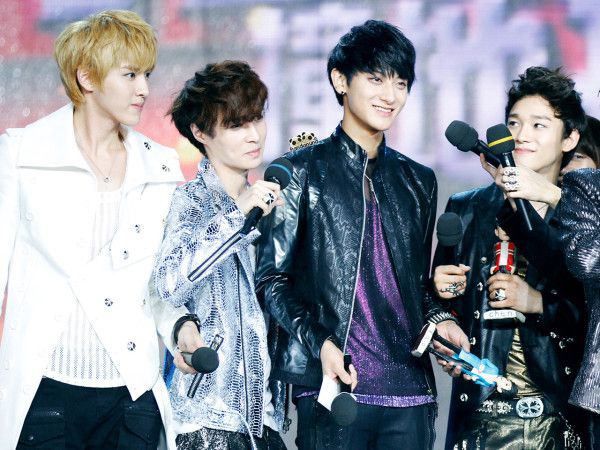 何をしてもカッコイイ 隊長ことクリス 追記しました I Lovexo I Love K Pop