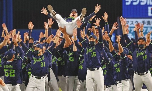 40b65dd52c1d375abce276b4ae0140ff_1