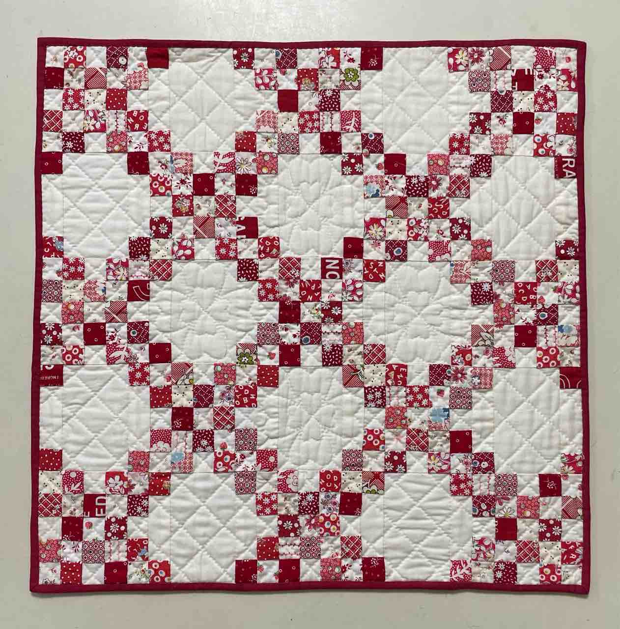 ミニキルトを作りましょう : パッチワークを始めましょう