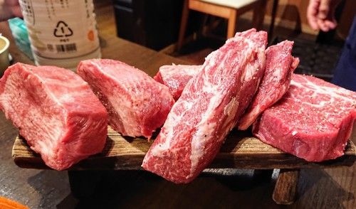 焼肉 ここから〈那覇市松山〉