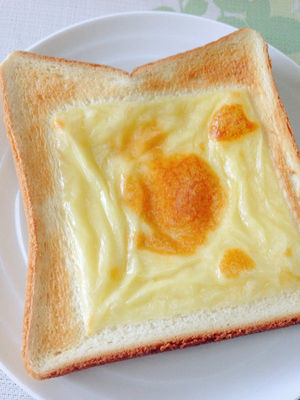 【グルメ】食パンにレタスと一緒に挟むと美味しいものがコチラｗｗｗｗ