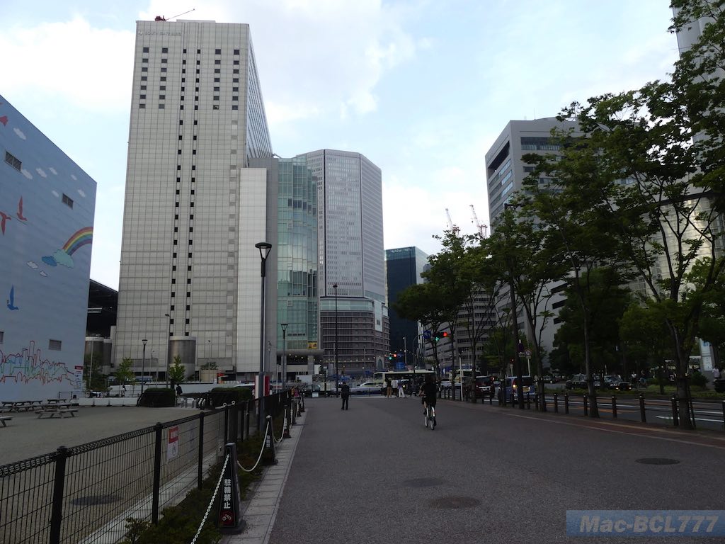 西梅田04.jpg 西梅田04