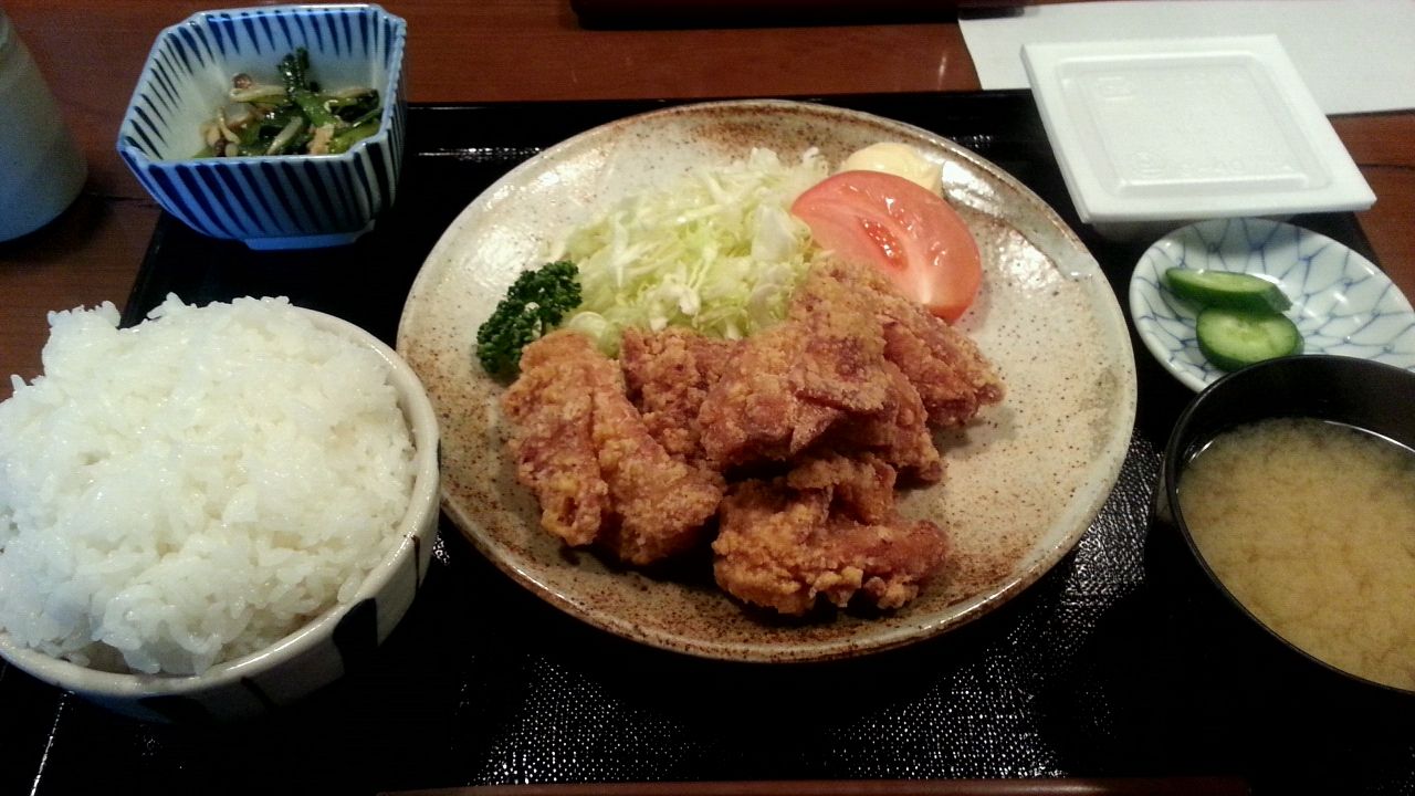 2013.01.22 仙台市青葉区「魚MARU」 唐揚げ定食 「おだじぃ」のグルグルぐる巡り