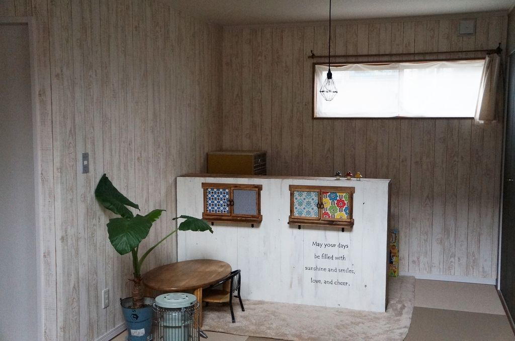 リビングこれが最後の壁紙貼り替え コンクリート調 Live Love Laugh Maca Home