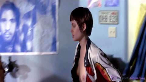 angelina-jolie-tits-naked