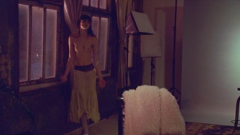 Stacy Martin - Rosy - 1_2