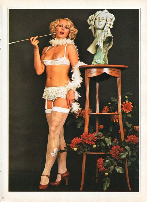 Playmen_1975_02_p_099_Lucretia_Love