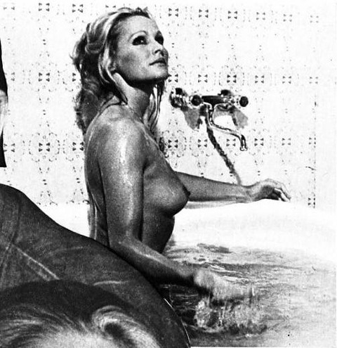 506448662_ursulaandressga12
