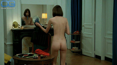 stacy-martin-naked-scene-39548