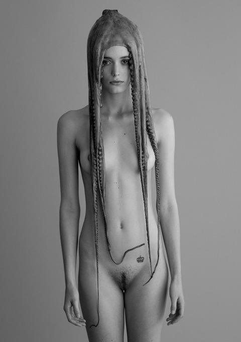Stacy-Martin-Nude-TheFappening.Pro-27
