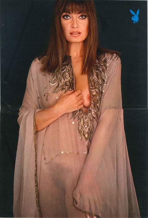 88554_PB_ITA_1976_11_p_054_55_Marisa_Mell_123_423lo