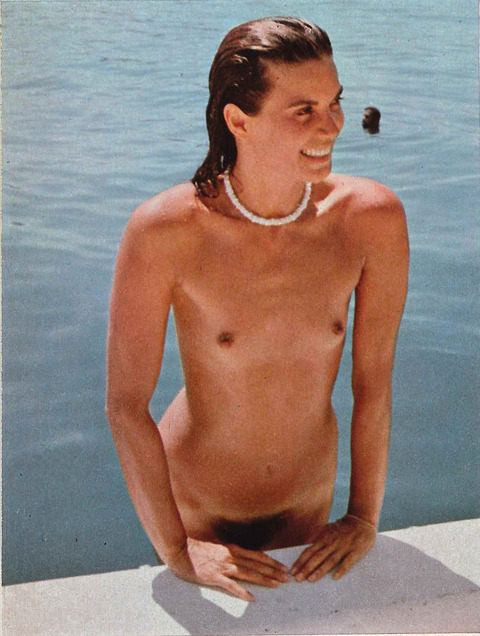 691493871_PB_ITA_1977_05_p_046b_Florinda_Bolkan_123_239lo