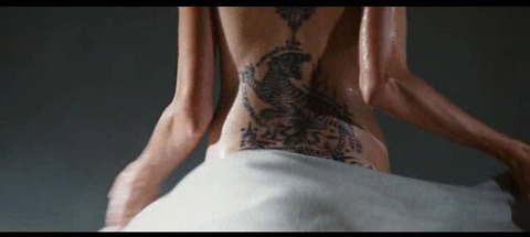Angelina-Jolie-Wanted-nude-xnews-ss012
