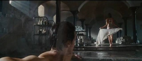 Angelina-Jolie-Wanted-nude-xnews-ss003