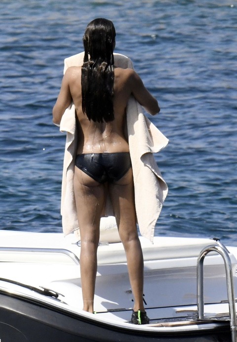 Zoe_Saldana_206