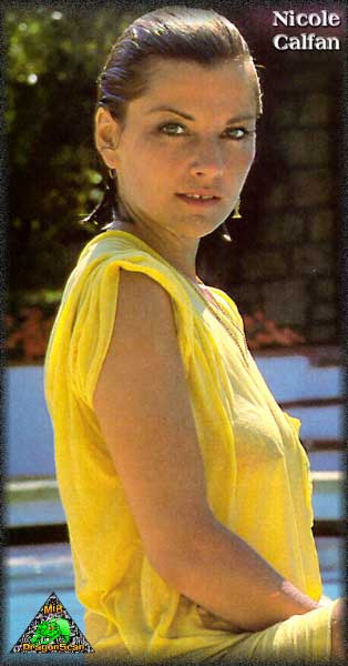 47990_NicoleCalfan00016_123_362lo