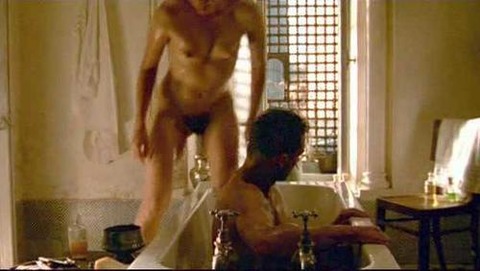 bM0865-KristinScottThomas@TheEnglishPatient-1_4-500