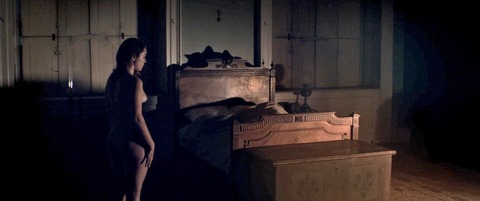 Florence Pugh - Lady Macbeth - 1_3