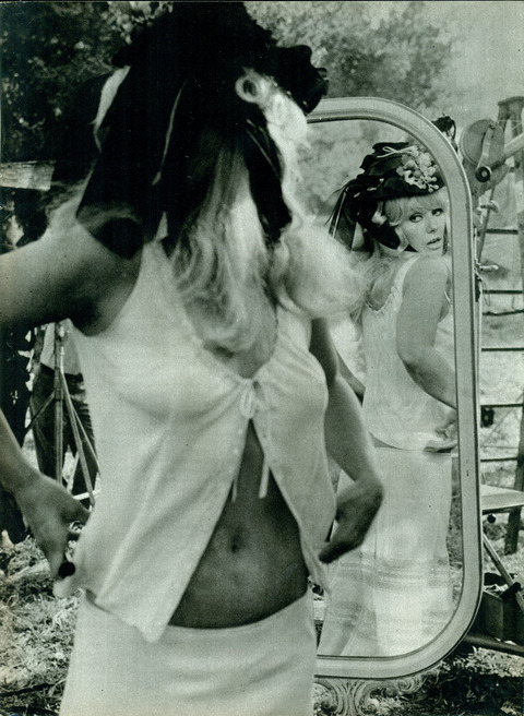 153_Kim_Novak